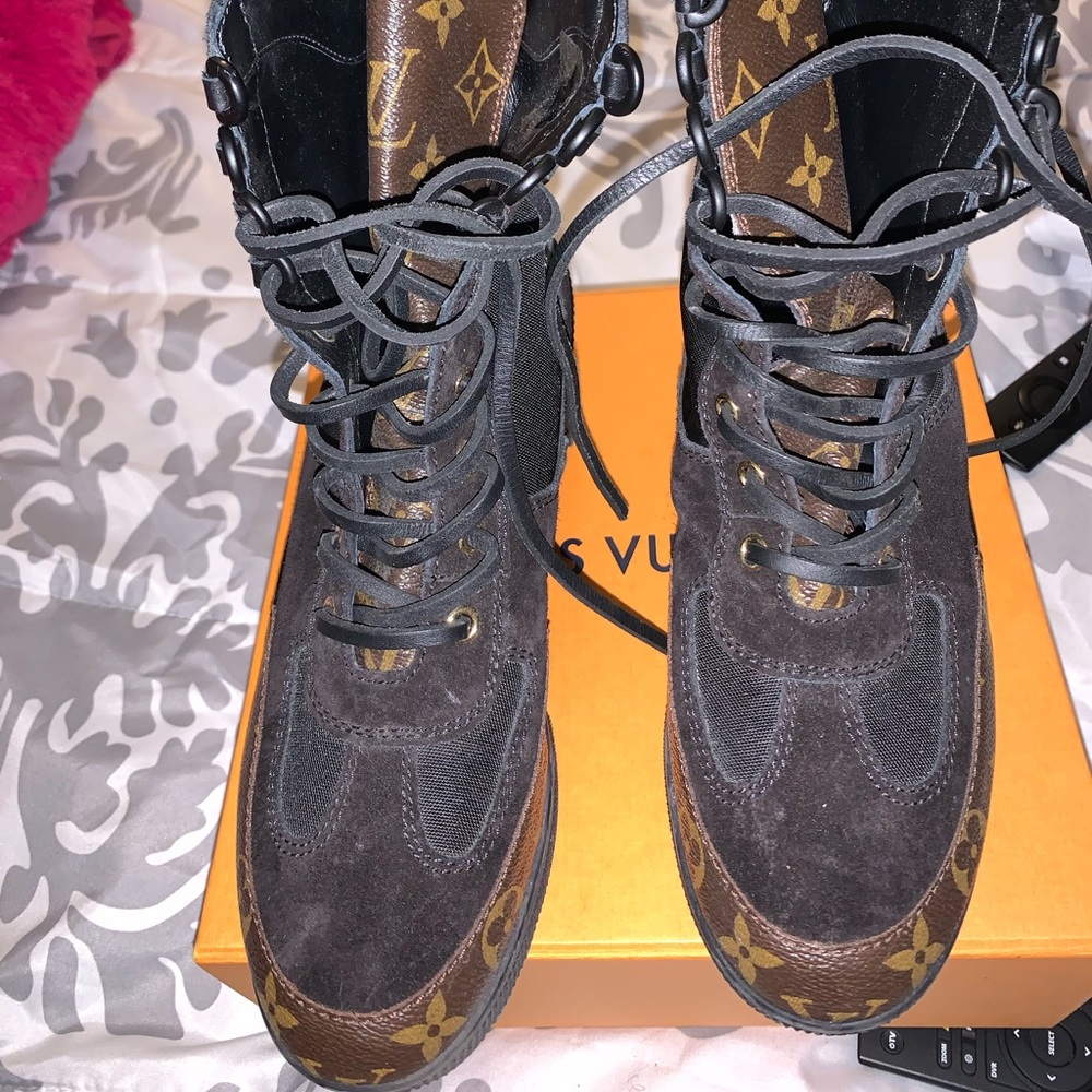 Louis Vuitton desert boots